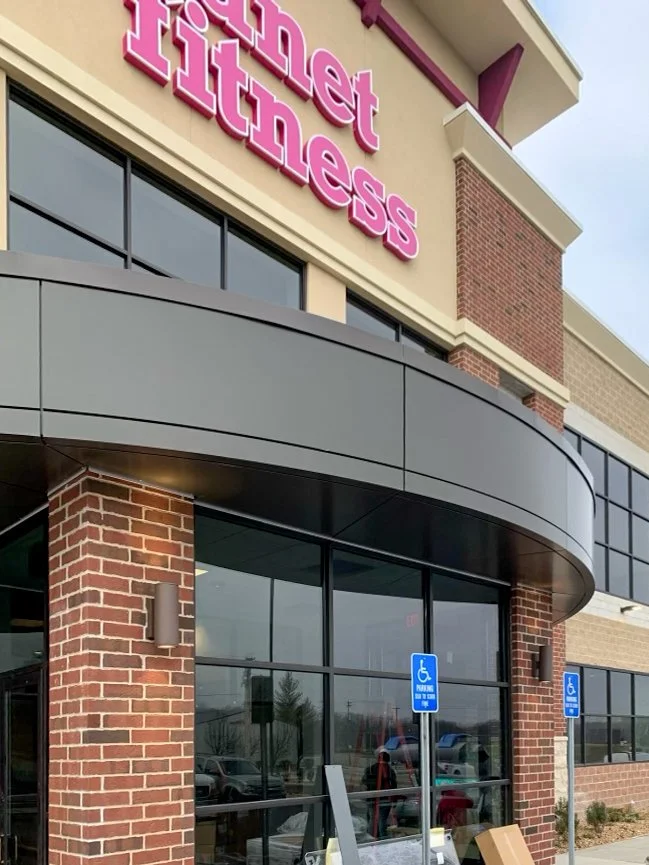 Planet Fitness ACM panels